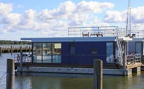 Houseboat Floating House Luisa, Ribnitz-Damgarten
